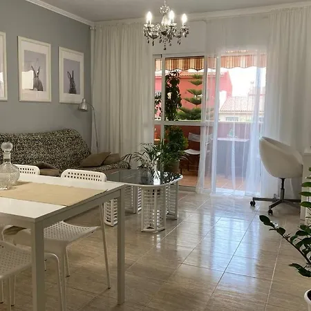 Tenerife Costa Del Silencio Апартаменты *